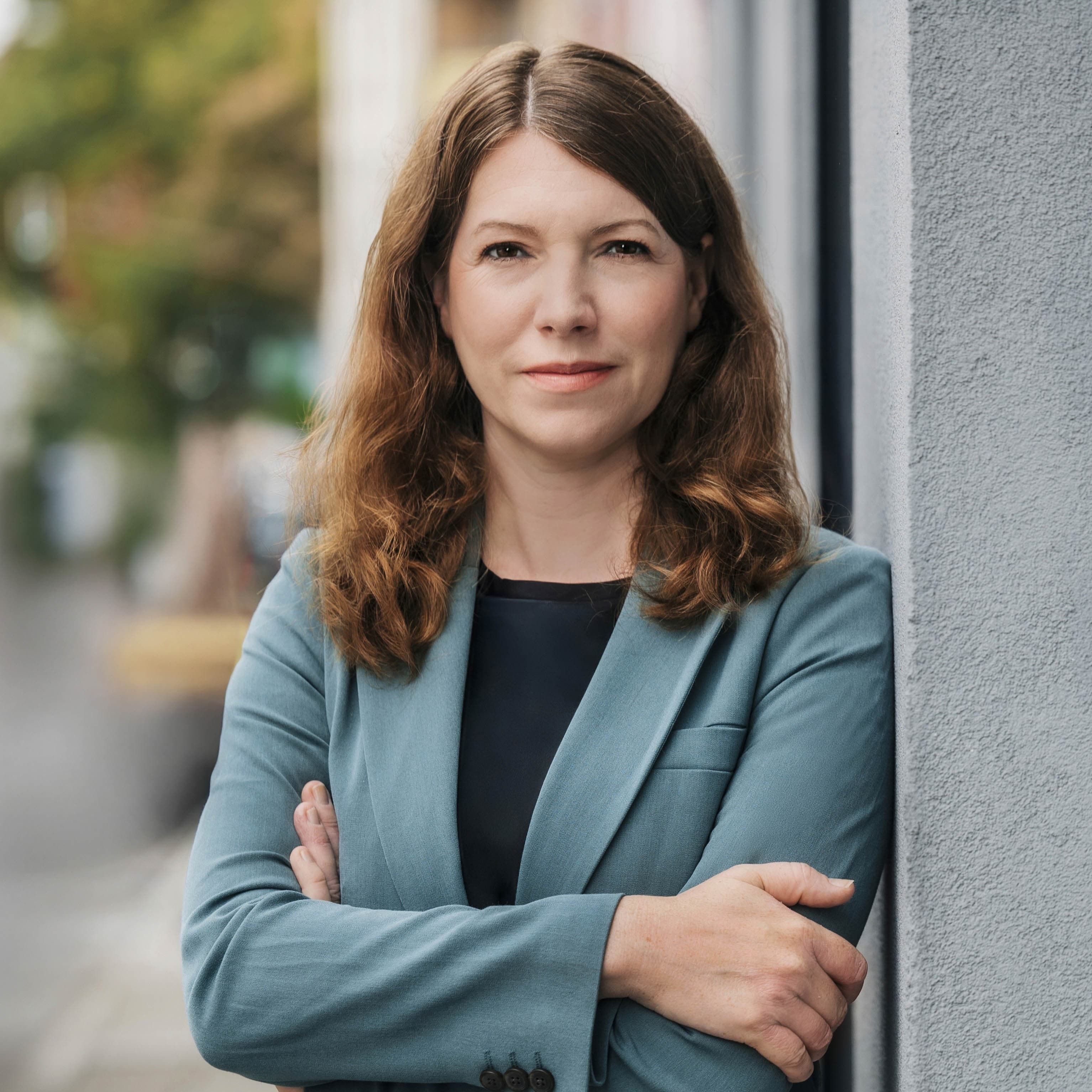 Dr. Anna Christmann